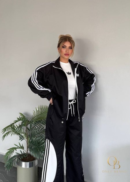‏adidas
