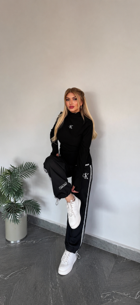 CK بلوز وبنطلون
